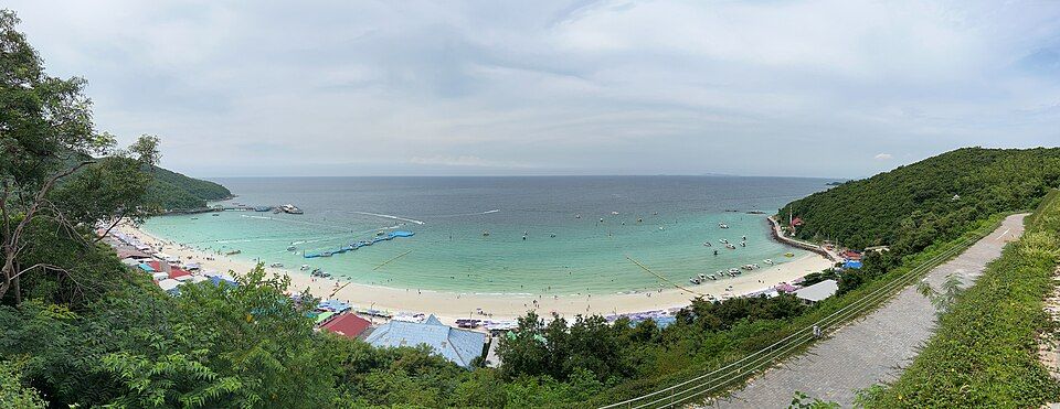 Ko Lan in The Eastern Seaboard
