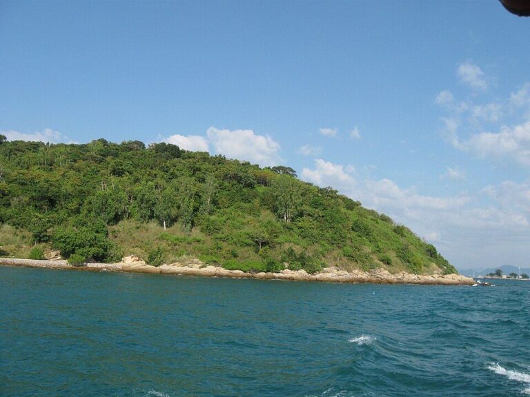Ko Si Chang in The Eastern Seaboard