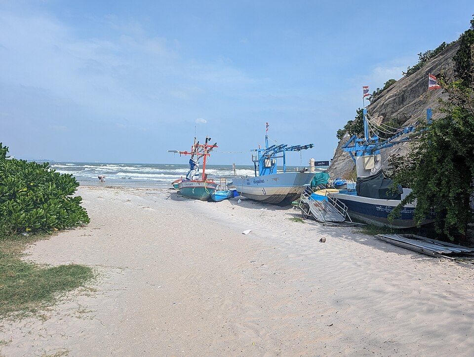 Hua Hin Beach — Hua Hin fun places
